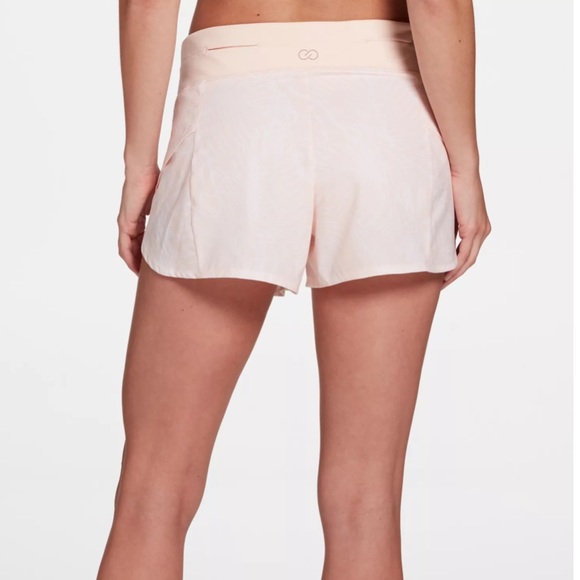 Running shorts - Picture 2 of 7